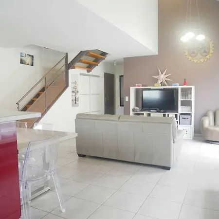 Jolie Maison Proche Commodite